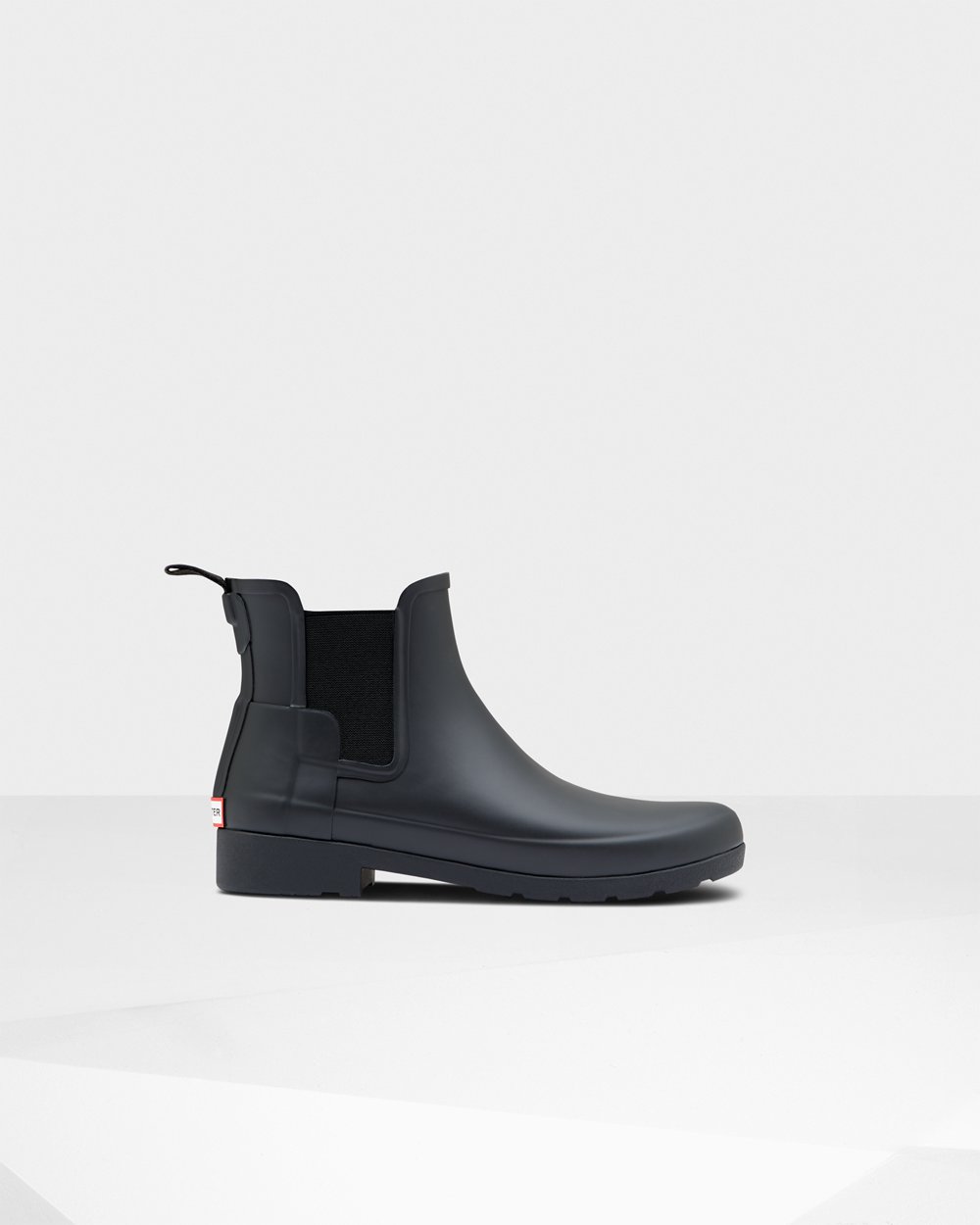 Hunter Refined Slim Fit Chelsea Boots - Shop Online Womens Black - YGWHNR436